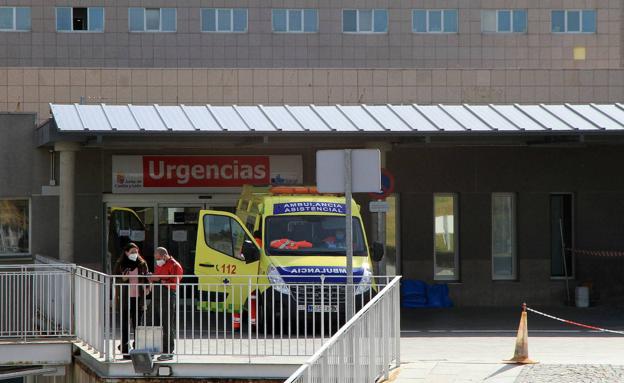 Tres fallecidos con covid en los últimos cuatro días en el Hospital de Segovia