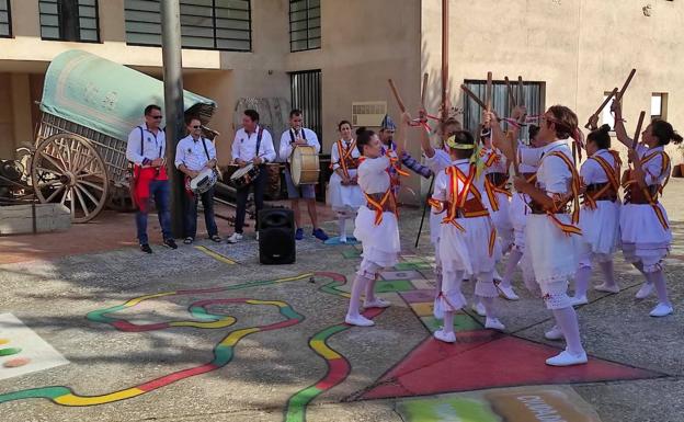 Autilla del Pino: un sello para celebrar las danzas de danzantes