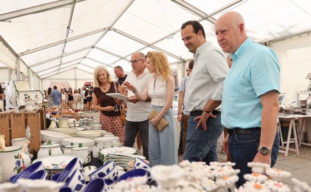 Casi una veintena de artesanos participa en la XXXIV edición de la Feria de Barro de Salamanca