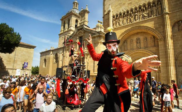 El fotógrafo José Vicente conmemora el 25 aniversario de la Feria de Teatro de Castilla y León con 'Desde el alma'