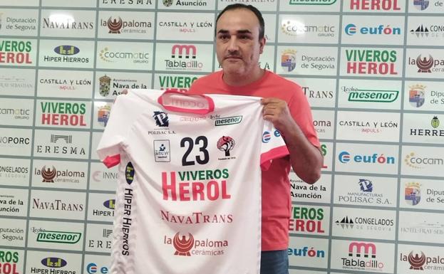 El Balonmano Nava quiere acortar plazos