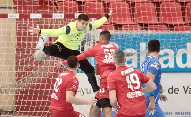 El campeón africano pone al Recoletas en su sitio