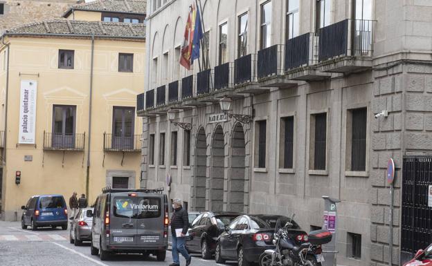 La Policía Local detiene a un hombre por violencia machista en el barrio de La Albuera