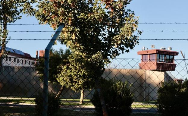 El presunto autor del triple crimen de La Rondilla es el tercer preso que se suicida en Villanubla desde enero