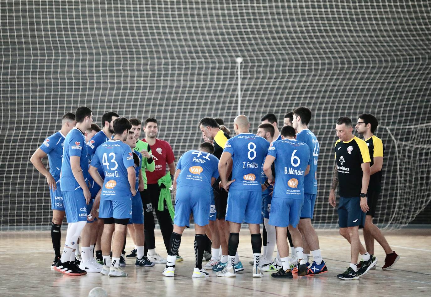 Aula Valladolid 36-31 Atlético Guardés