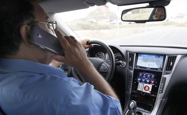 La DGT lanza un aviso a los conductores que usan lentillas o gafas