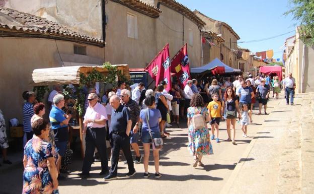 Tordehumos celebra el XXII Mercado Artesanal
