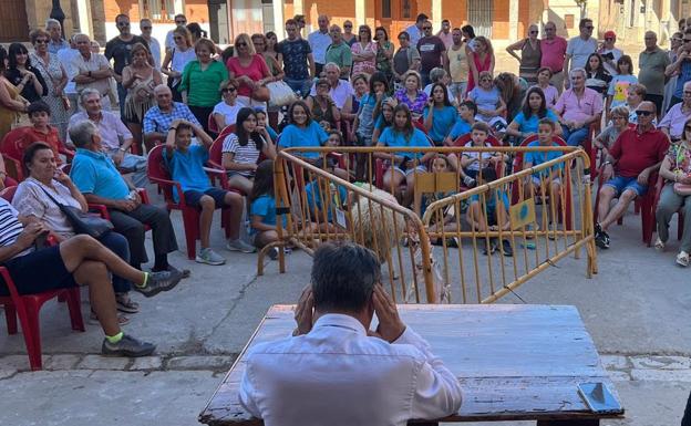 La subasta de las corderas de Tiedra consigue recaudar 3.700 euros