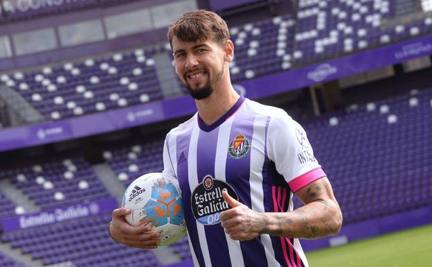 Quién es Luis Pérez, el futbolista del Real Valladolid que ilusiona a Cristina Porta