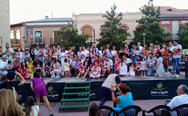 Pedrajas de San Esteban inicia sus fiestas haciendo patria