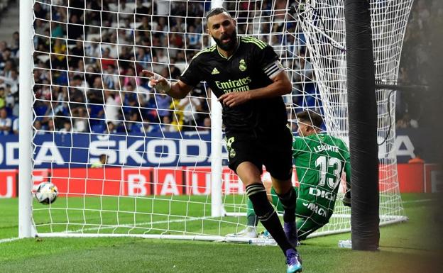 Benzema y Vinicius marcan la diferencia ante un combativo Espanyol