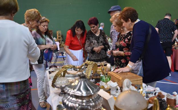 La Feria de Antigüedades de Aguilar supera el interés esperado