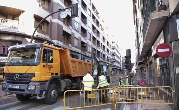 El Ayuntamiento afirma que las obras de Álvaro Gil no estarán listas hasta el 10 de septiembre