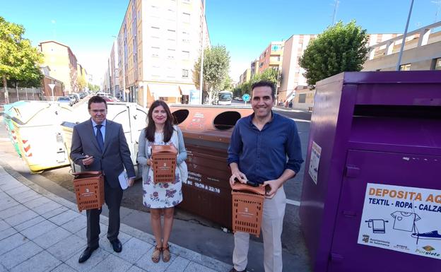 Salamanca mejora el sistema de recogida de residuos con contenedores marrones para materia orgánica