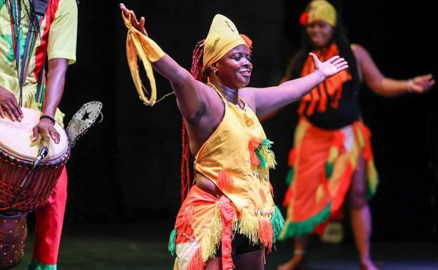 Grupos de Senegal, Segovia y Salamanca participan mañana en el Festival de Folklore de Salamanca