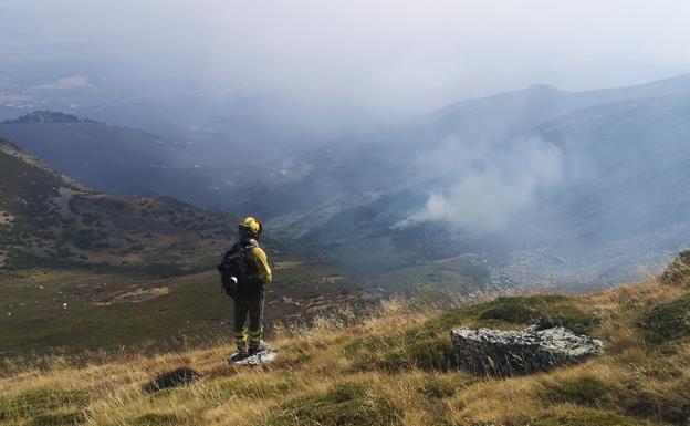 Continúa en nivel 2 el incendio de Teleno tras calcinar casi 4.000 hectáreas