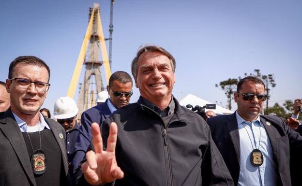 Bolsonaro pierde su web y se inunda de ataques contra él