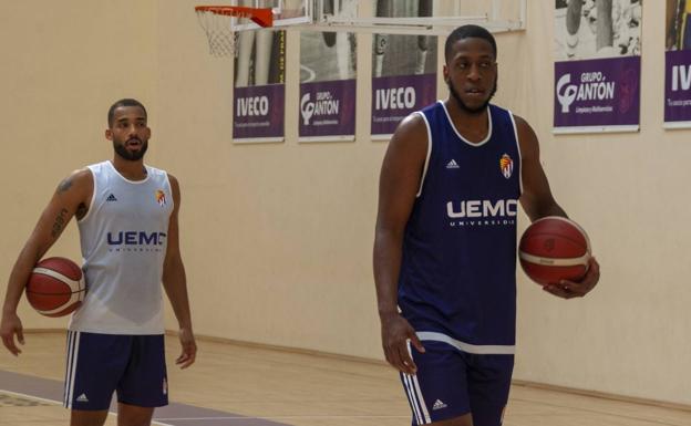 Kevin Allen completa su primera sesión y el Pucela Basket trabaja ya con la plantilla al completo