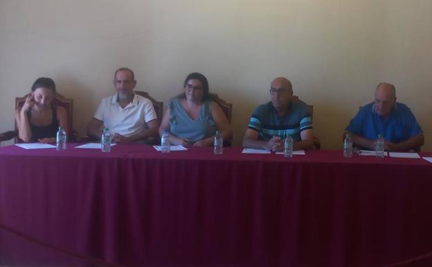 El pleno hace oficial la dimisión de Gregorio Bayón como alcalde de La Seca