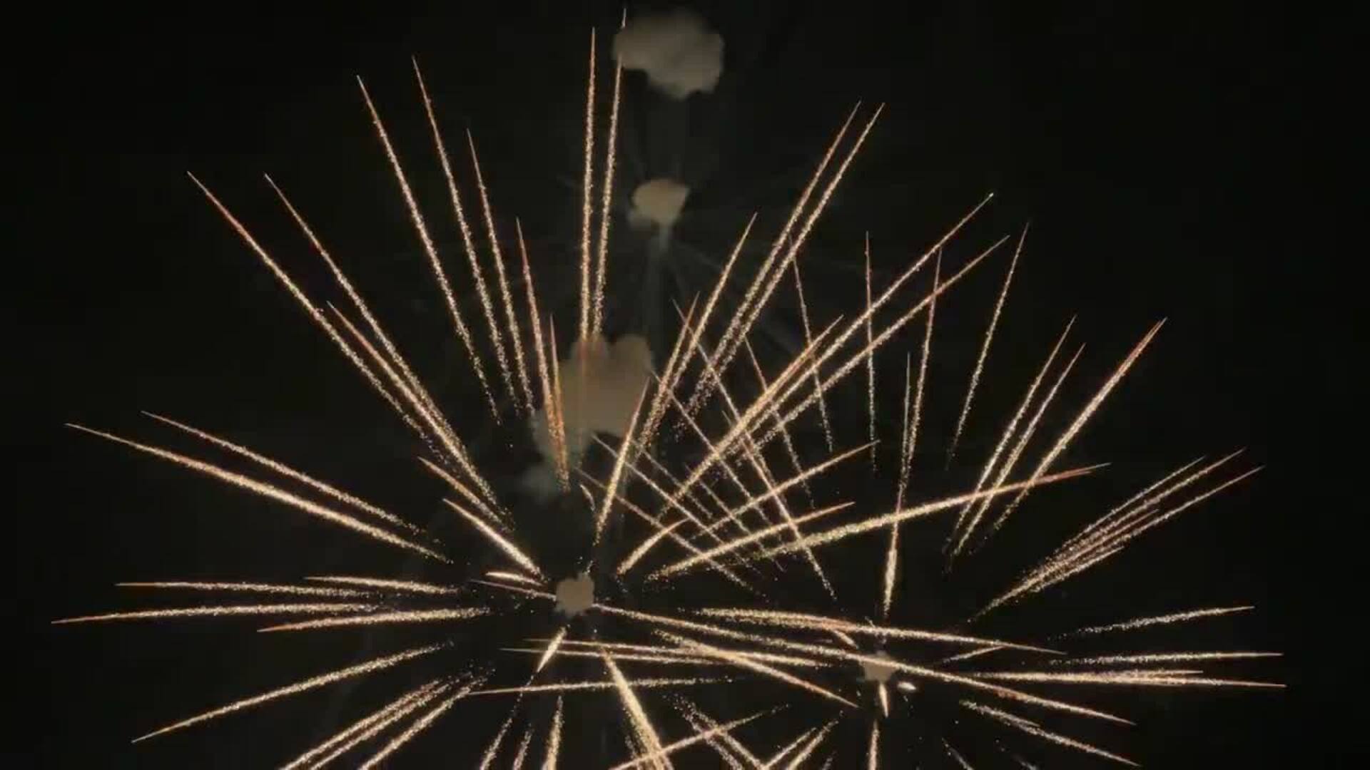 Primera sesión de fuegos artificiales de la Feria y Fiestas de Valladolid 2022