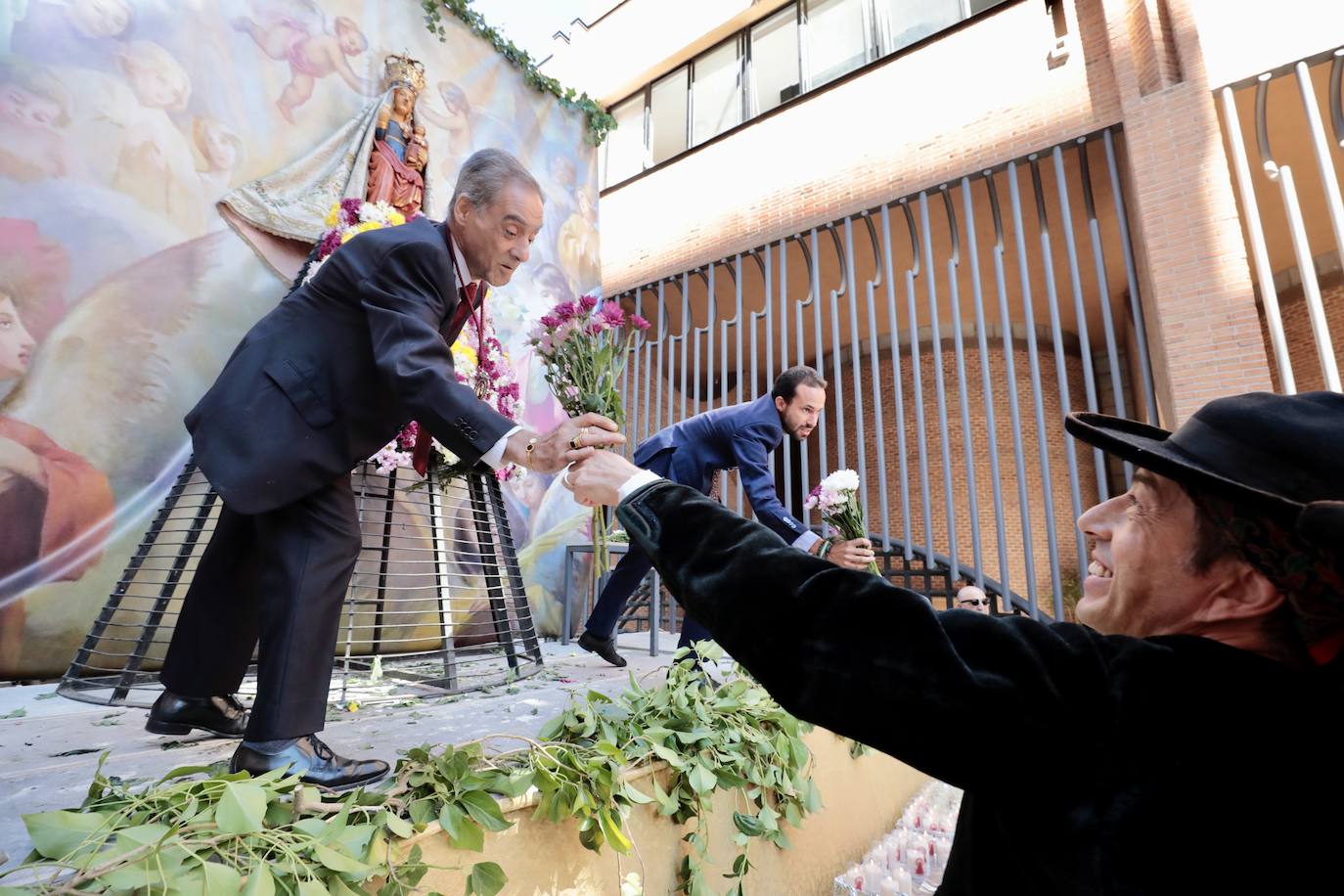 La ofrenda floral a la patrona de Valladolid, en imágenes
