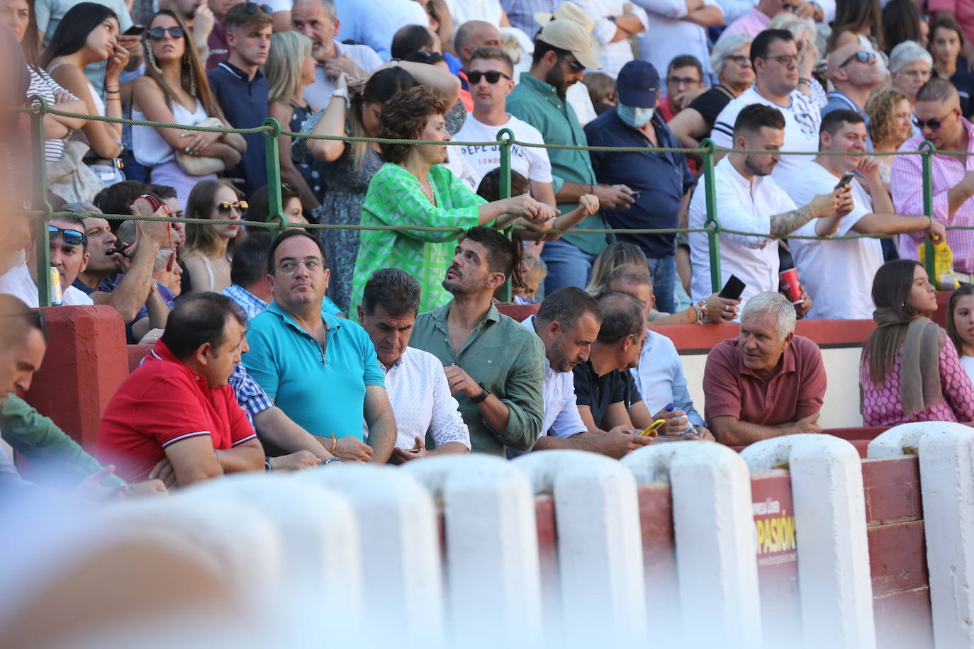 Búscate en las gradas de la plaza de toros de Valladolid (3/3)
