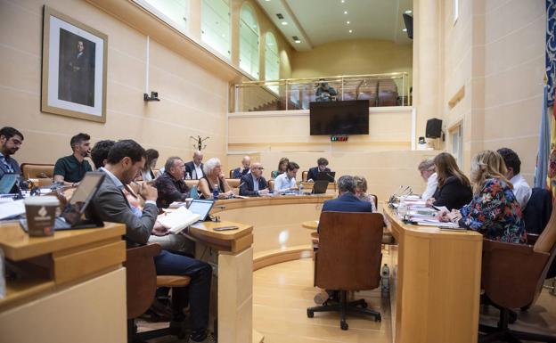 Una de cada cuatro mociones en el Ayuntamiento de Segovia son reclamaciones a la Junta