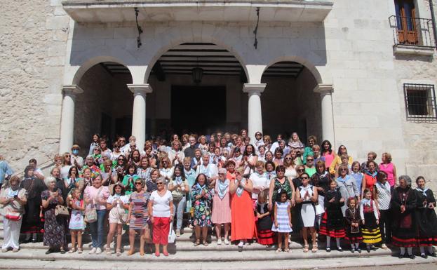 Las Henares de la comarca de Cuéllar llenan el santuario de su virgen en su jubileo