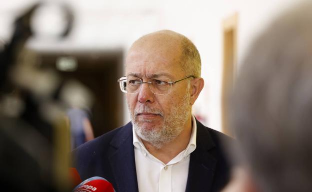 Igea acusa a los socios de PP y Vox de «mucha propaganda y populismo» y falta de políticas sensatas