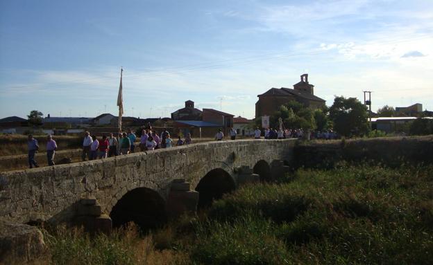 Boadilla festeja su devoción a la Virgen del Amparo