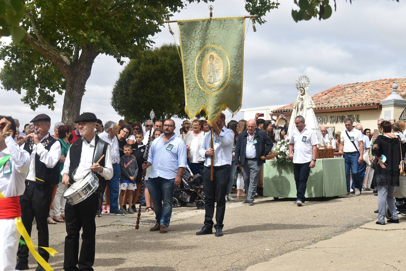 Misa, procesión y folclore para honrar a la virgen cigaleña