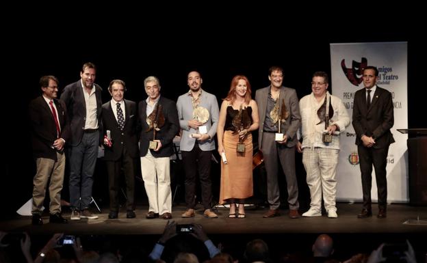 Lucía Quintana, Jacobo Dicenta y Enrique Cornejo reciben sus premios de Amigos del Teatro de Valladolid