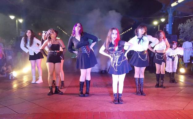 La música surcoreana causa furor en las calles de Valladolid