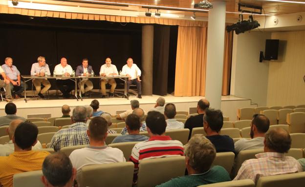 La comunidad Páramo de Cuéllar echa a andar con más de cien regantes