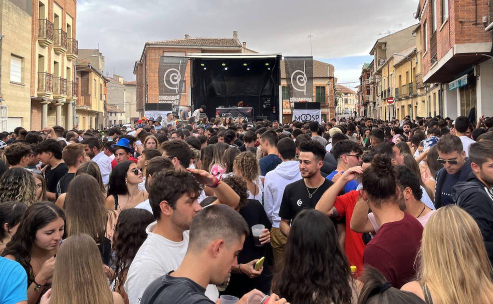 Carbonero el Mayor recupera su multitudinario vermú