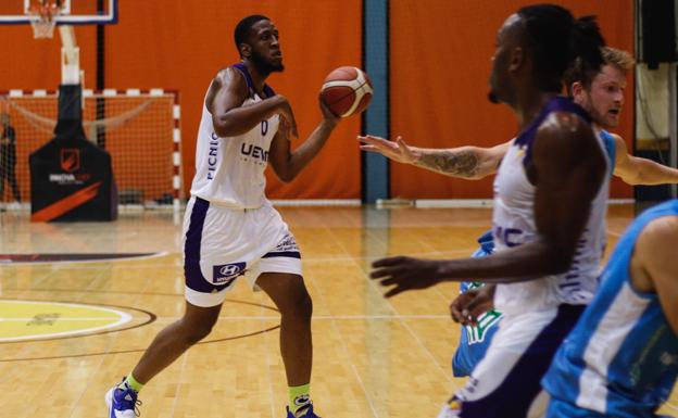 Primer aviso al mentón en el debut de pretemporada del Pucela Basket