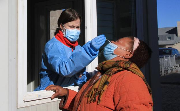 Sacyl realiza 6.085.212 pruebas para detectar la infección en dos años y medio de pandemia