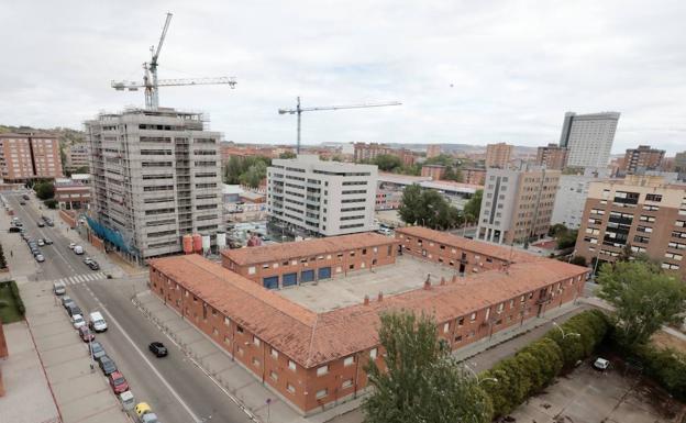 El inminente derribo de la comisaría de Las Eras se suma a las 150 VPO del solar de Limpieza