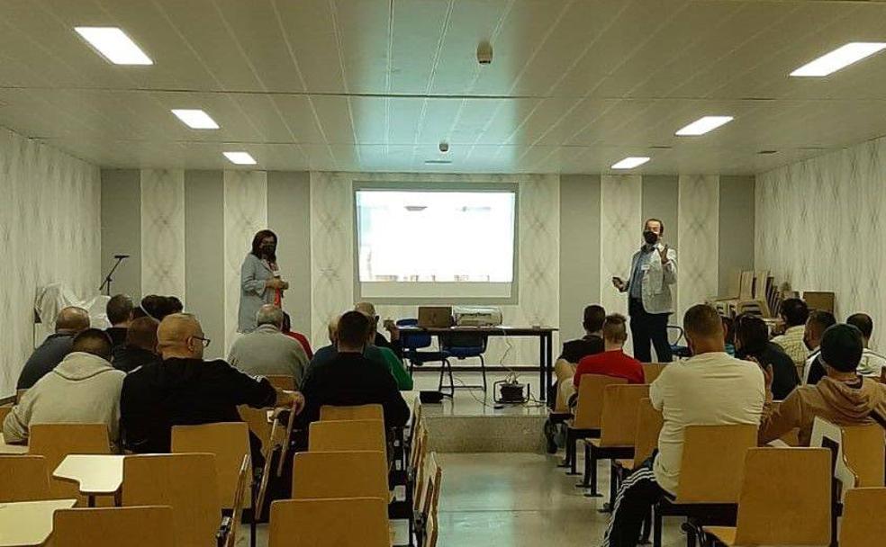 Las finanzas se cuelan en la cárcel de Perogordo