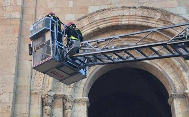 «San Martín necesita cariño», alerta la diócesis de Segovia tras nuevos desprendimientos