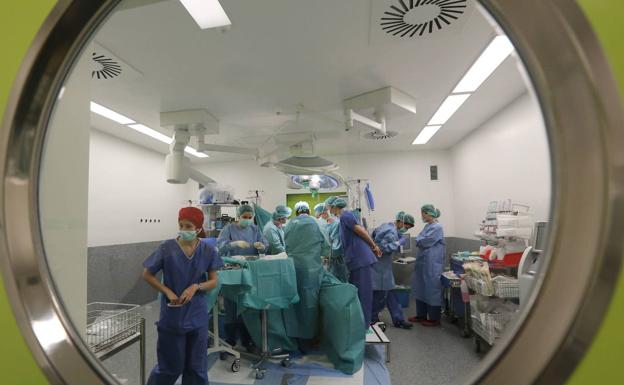 Seis de cada diez ciudadanos ignoran la 'invitación' para la prueba del cáncer colorrectal