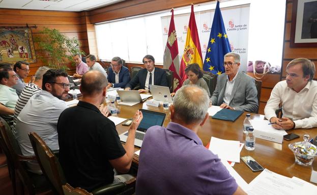 Principio de acuerdo para extender el operativo de incendios a los 12 meses