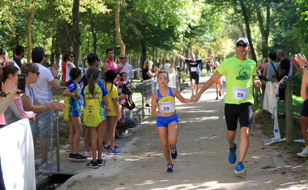 La Alameda del Parral acoge este domingo una nueva edición de Correr en Familia