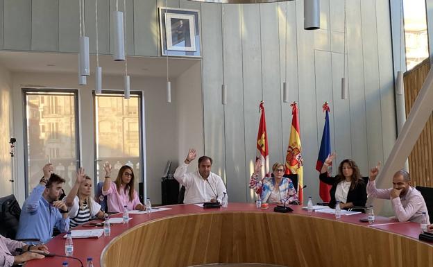 El pleno aprueba por unanimidad el I Plan de Igualdad del Ayuntamiento de Guijuelo