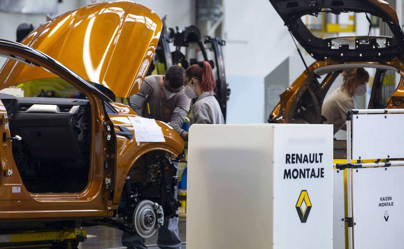 Renault adoptará medidas que «ayuden a la plantilla a sobrellevar» la situación «de dificultad» por la crisis