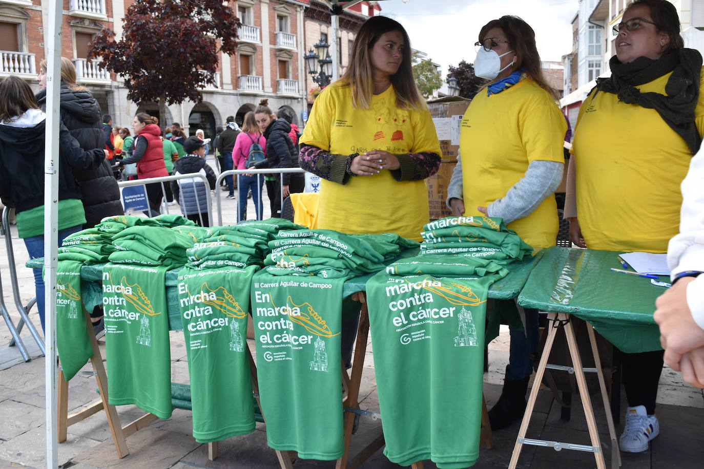Aguilar de Campoo engancha a 700 vecinos en la carrera contra el cáncer