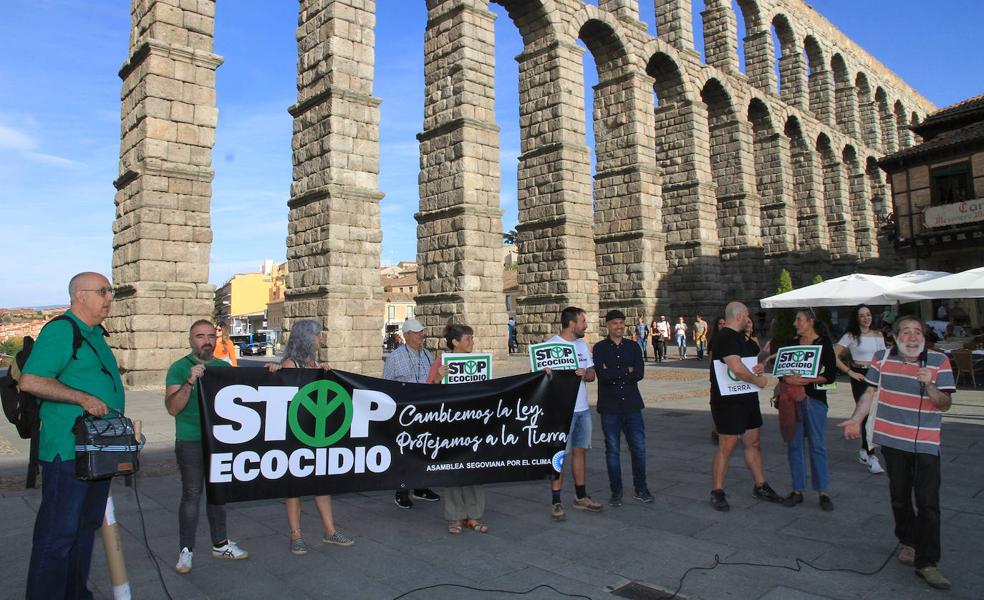 La Asamblea por el Clima exige en Segovia la persecución de delitos ambientales