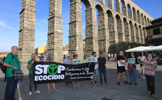La Asamblea por el Clima exige en Segovia la persecución de delitos ambientales