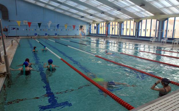 Los precios del gas y la energía condicionarán la temperatura del agua en la piscina climatizada