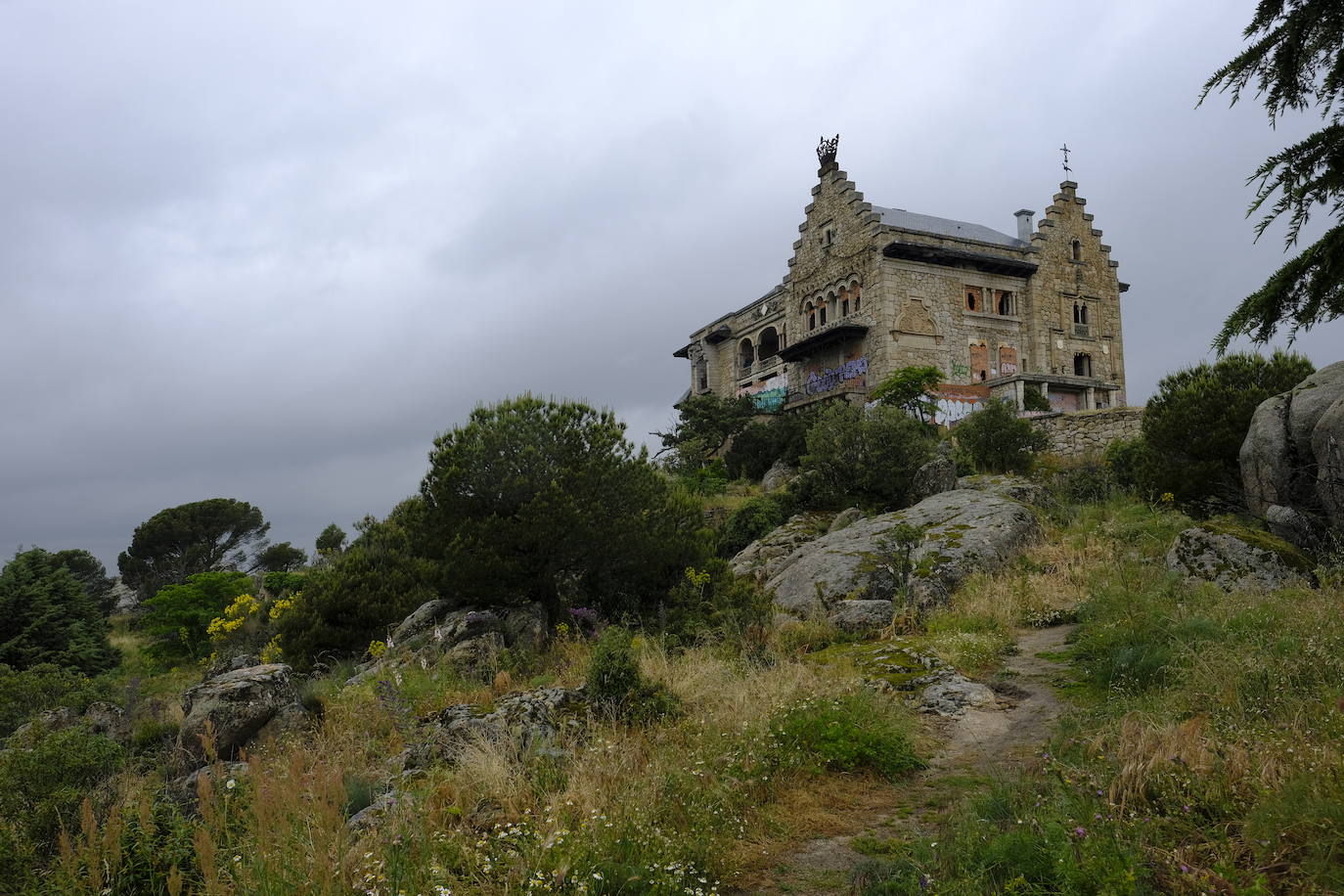 Los lugares abandonados más espectaculares de la zona norte de España